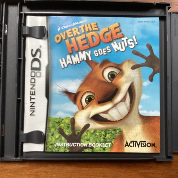 Nintendo DS Game DreamWorks Over The Hedge Hammy Goes Nuts! - Picture 3 of 5